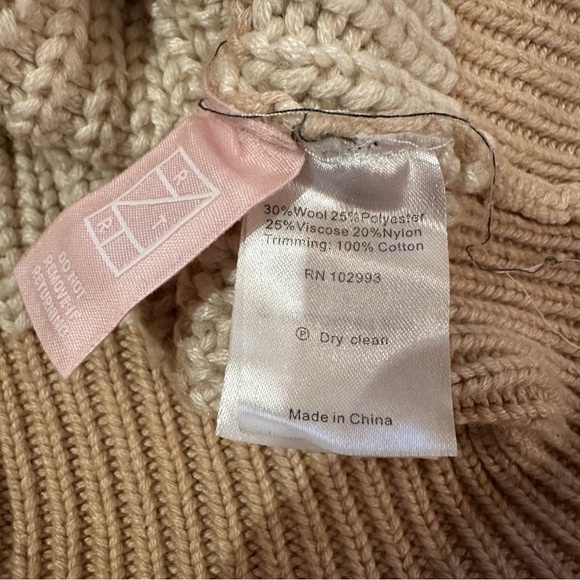 RTR Derek Lam Collective Button Cowl Neck Tan & Cream Striped Sweater Sz M - Picture 8 of 16